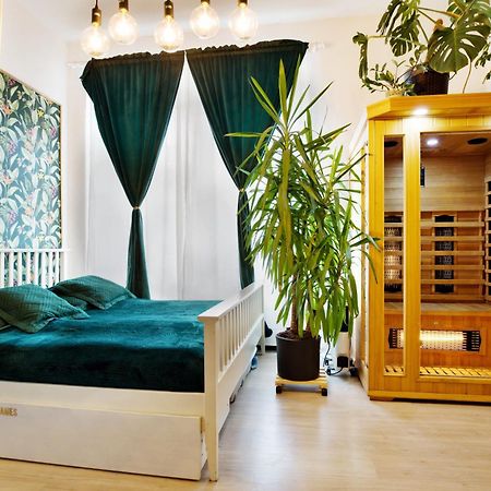 Green Garden Decin Luaran gambar